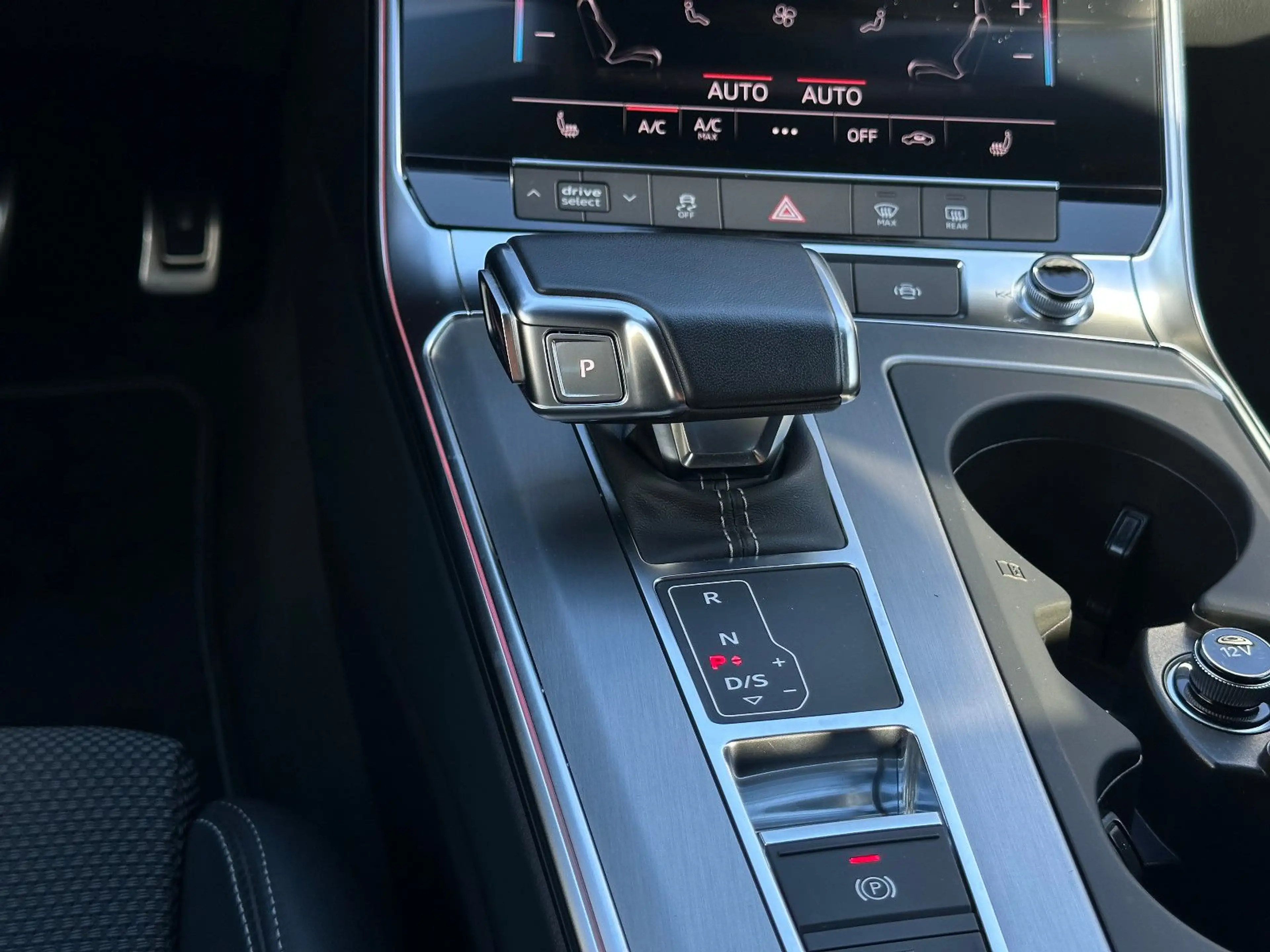 Audi A6 Limousine 45 TFSI qu.Str. S LINE+MATRIX+SOUND — photo 15