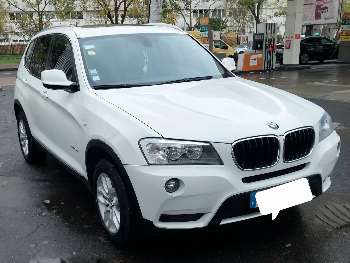 BMW X3 sDrive18d 143ch Business Blanc - 1