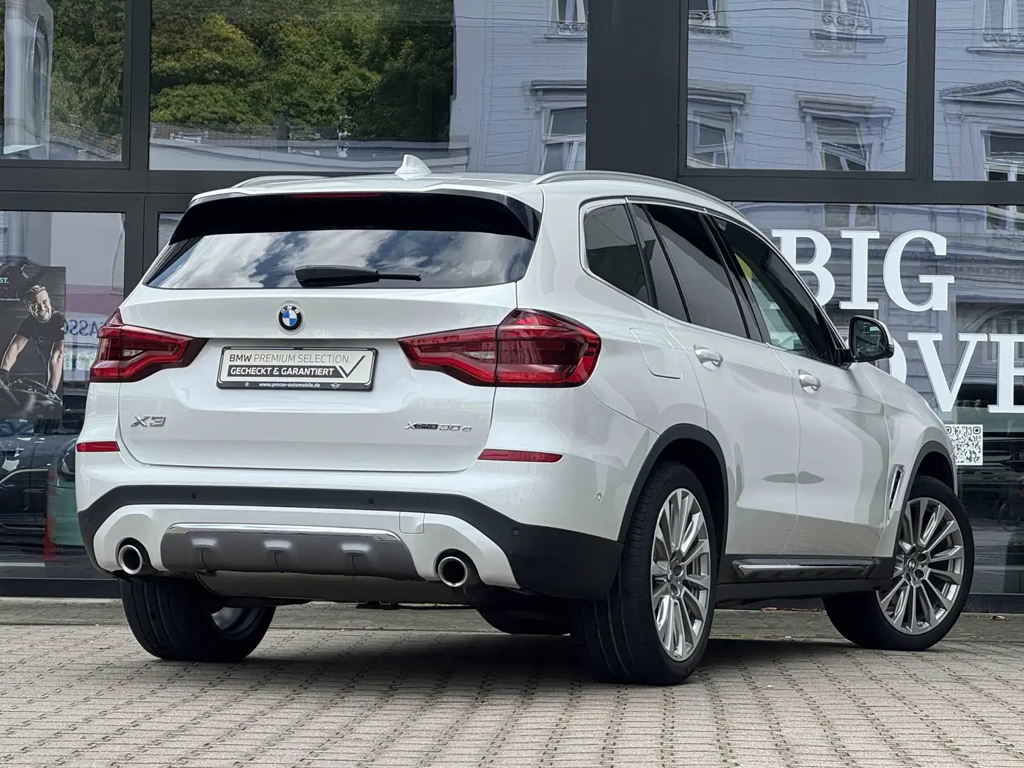 BMW X3 xDrive30e LED LC Prof. Pano HiFi DAB PDC 20" Wit - 2