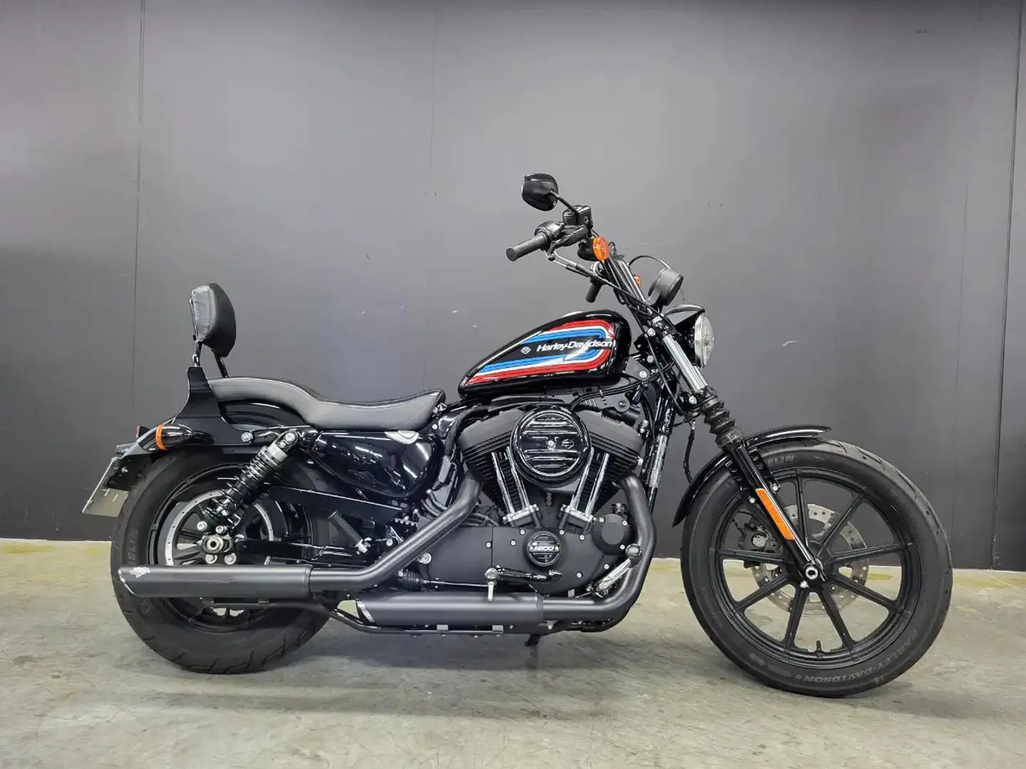 Harley-Davidson Iron 1200 (nieuwstaat) - 2