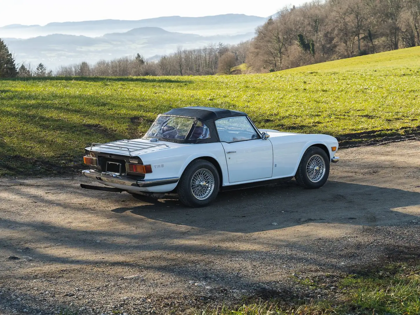 Triumph TR6 Bílá - 2