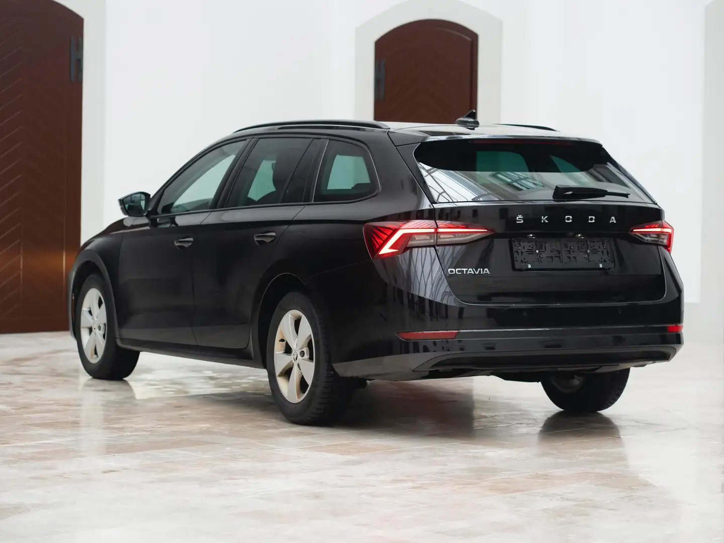 Skoda Octavia Octavia Combi 1,0 TSI Ambition Ambition Schwarz - 2