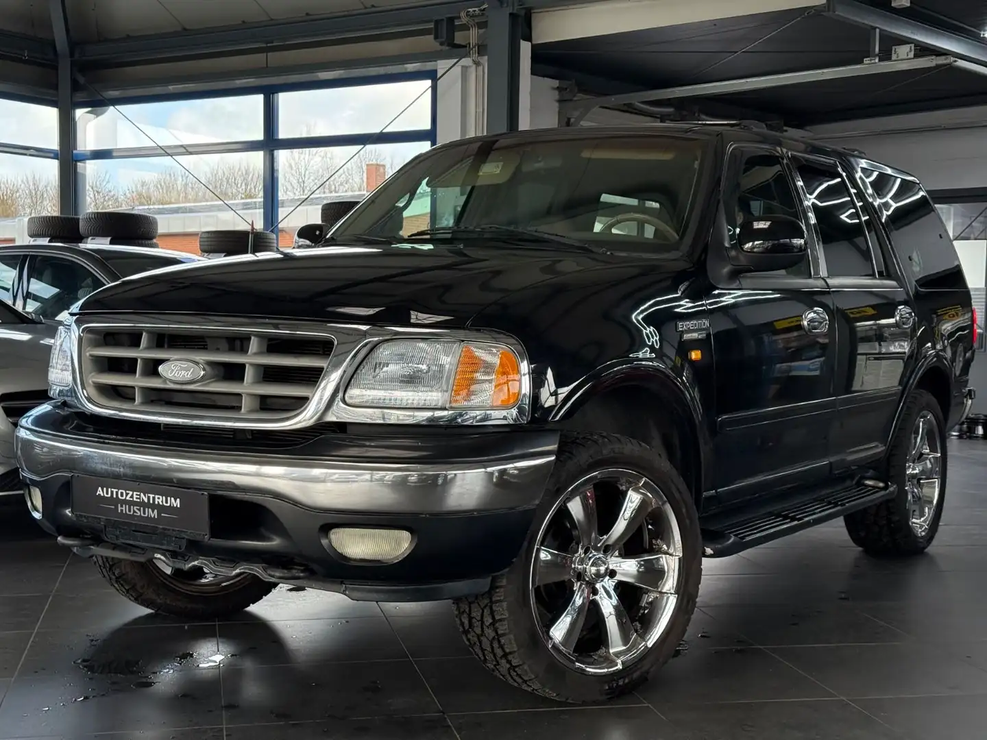 Ford Expedition TÜV 08/2027 Schwarz - 2