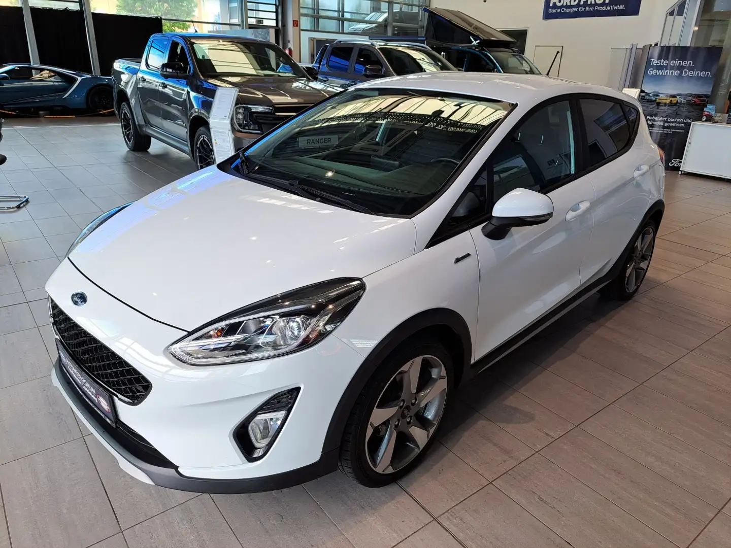 Ford Fiesta 1.0 EcoBoost Active SHZ PDC AppLink Белый - 2