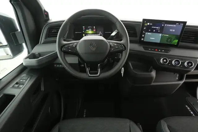 Renault Master view 2