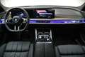 BMW i7 xDrive60 / Panoramadak Sky Lounge / Active Steerin Zwart - thumbnail 33
