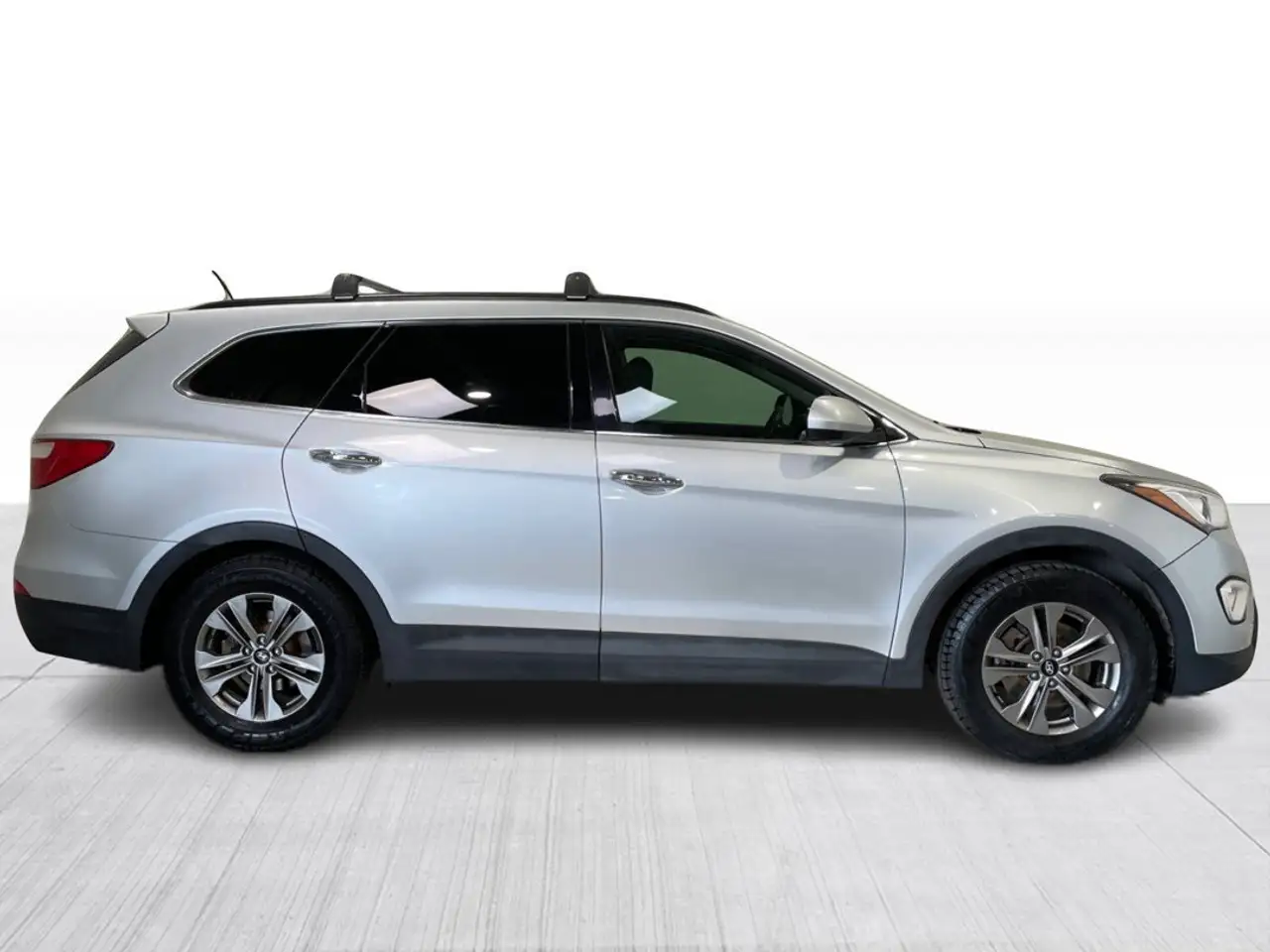 Hyundai SANTA FE photo Hyundai SANTA FE