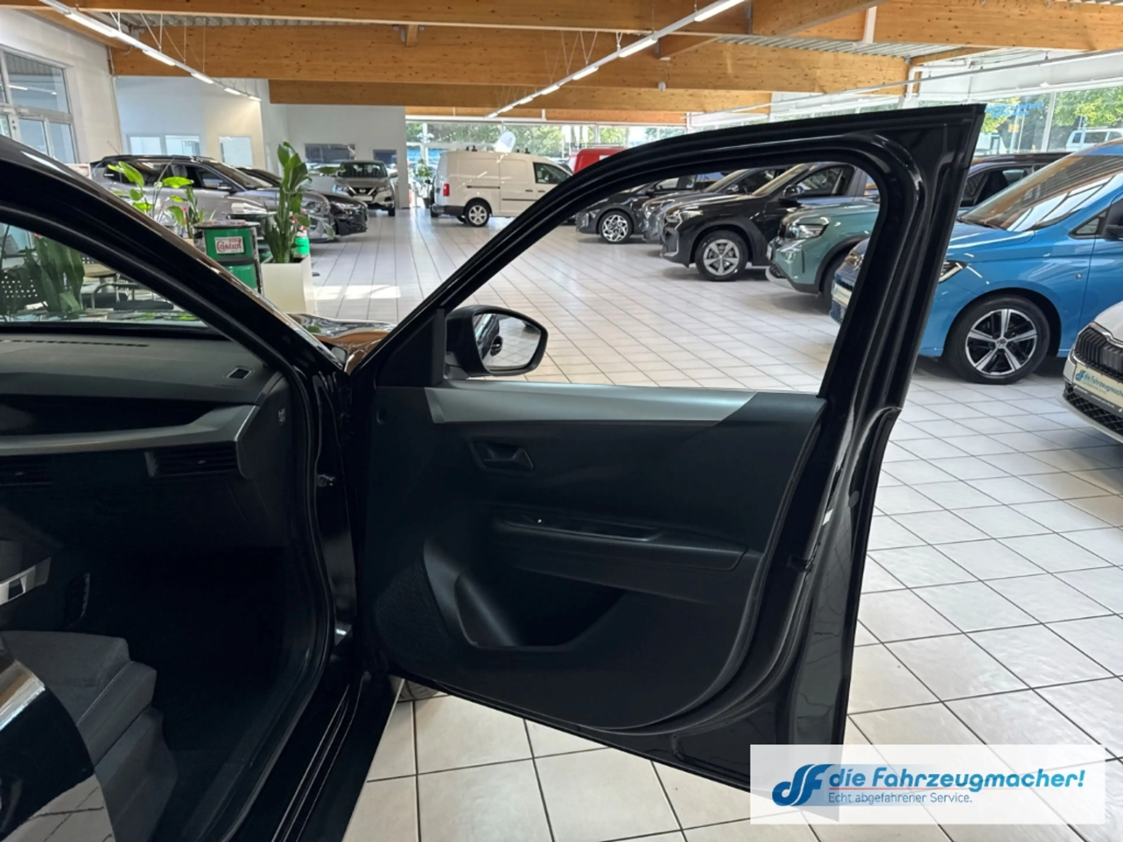 Opel Frontera Electric Edition 83 kW Digitales Cockpit LED Musik — photo 13