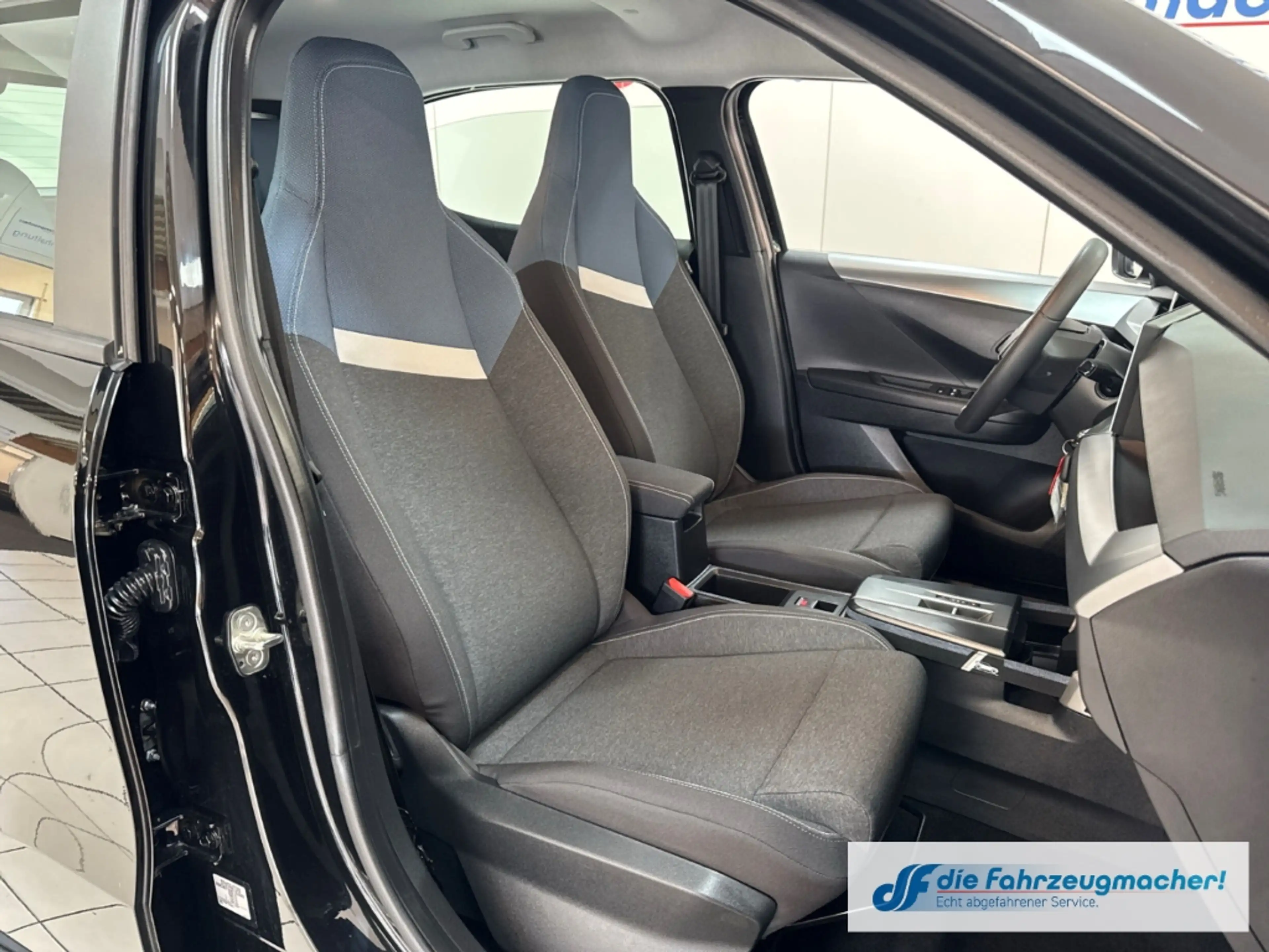 Opel Frontera Electric Edition 83 kW Digitales Cockpit LED Musik — photo 12
