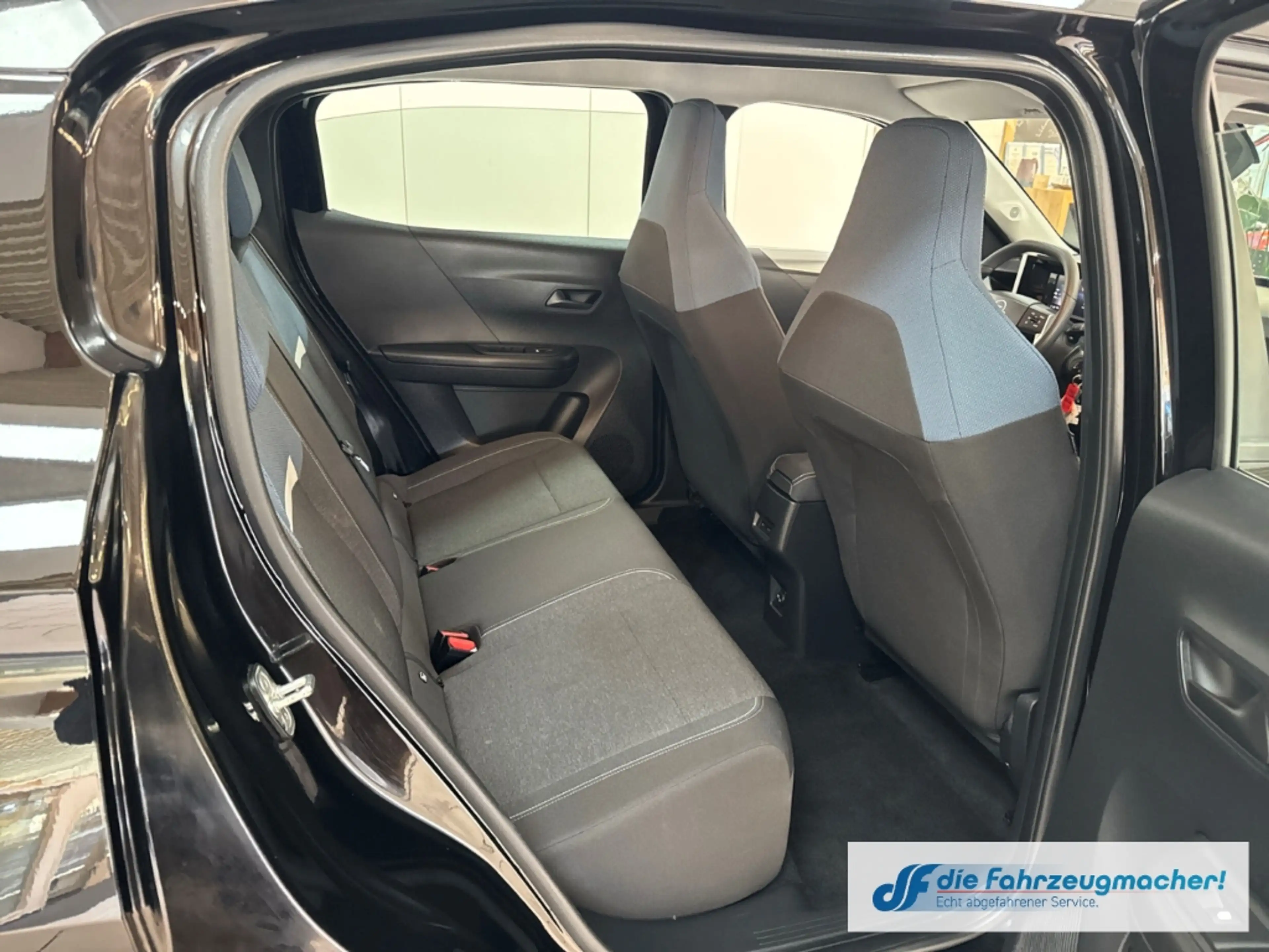 Opel Frontera Electric Edition 83 kW Digitales Cockpit LED Musik — photo 14