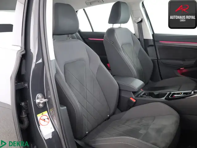 Volkswagen Golf view 11
