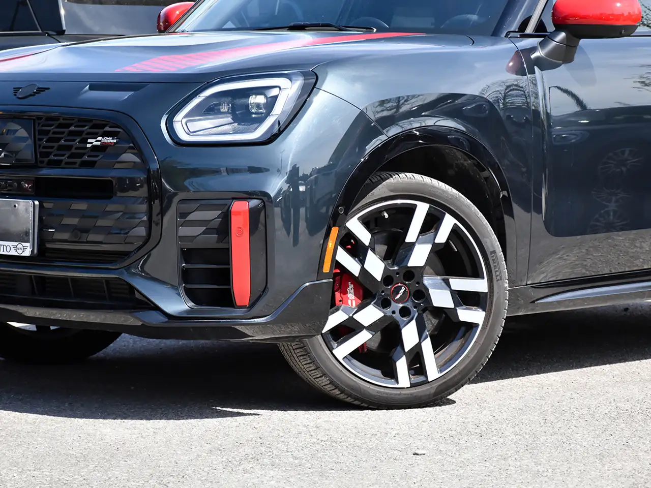 MINI Countryman снимка MINI Countryman