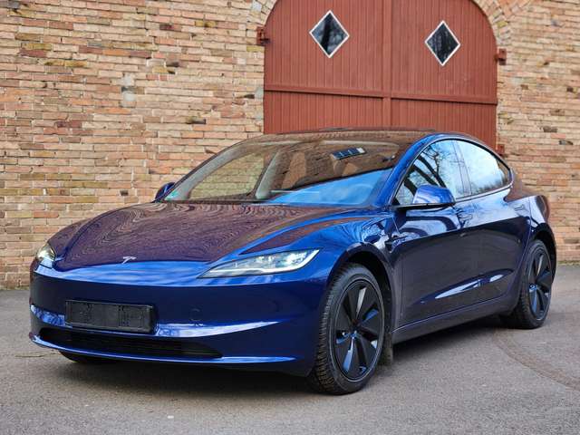 Imagine Tesla Model 3 LR AWD Highland + EAP + MwSt. ausweisbar 2024!