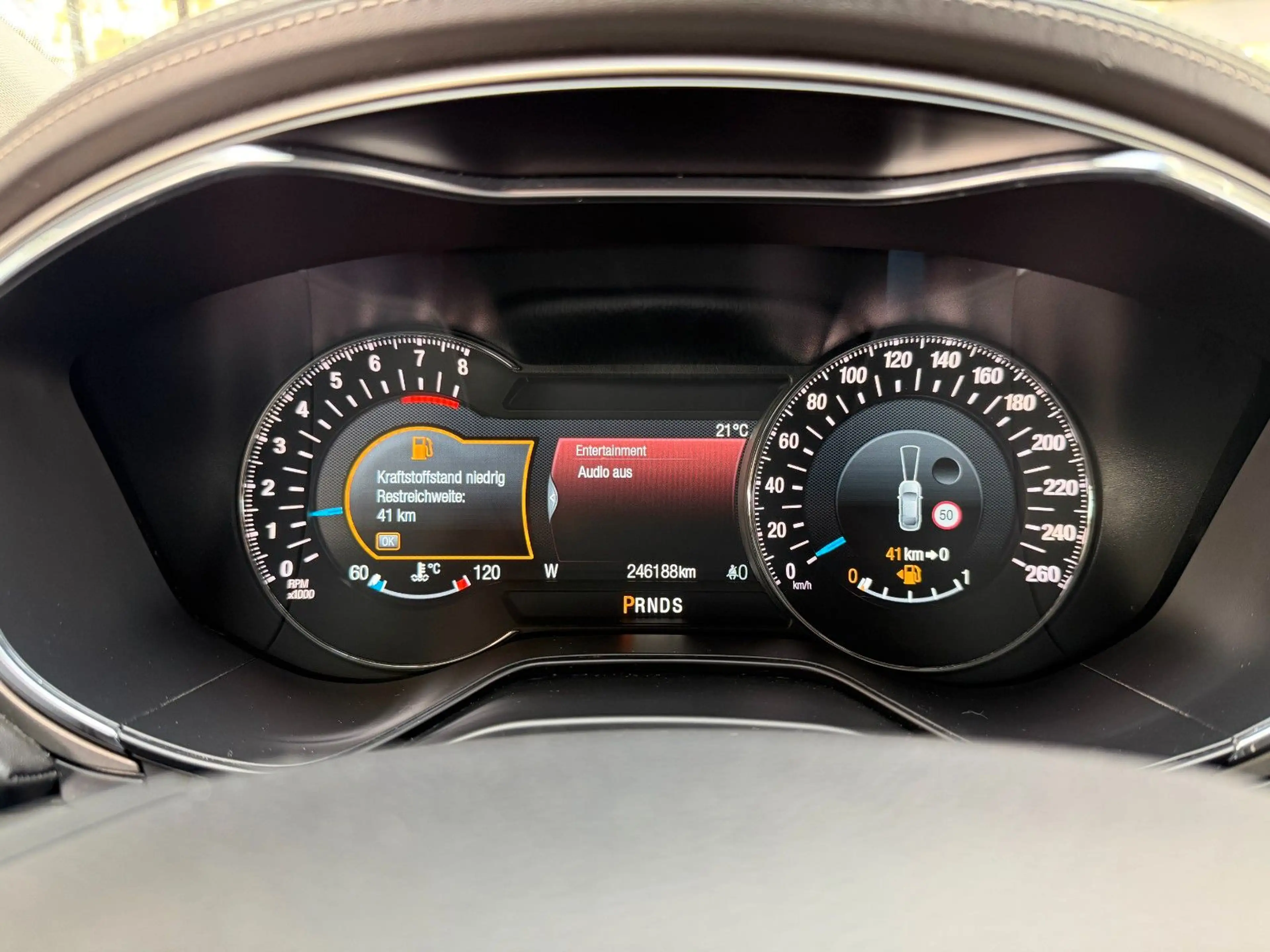Ford Mondeo Turnier Vignale 2.0 Kamera, Leader — photo 9