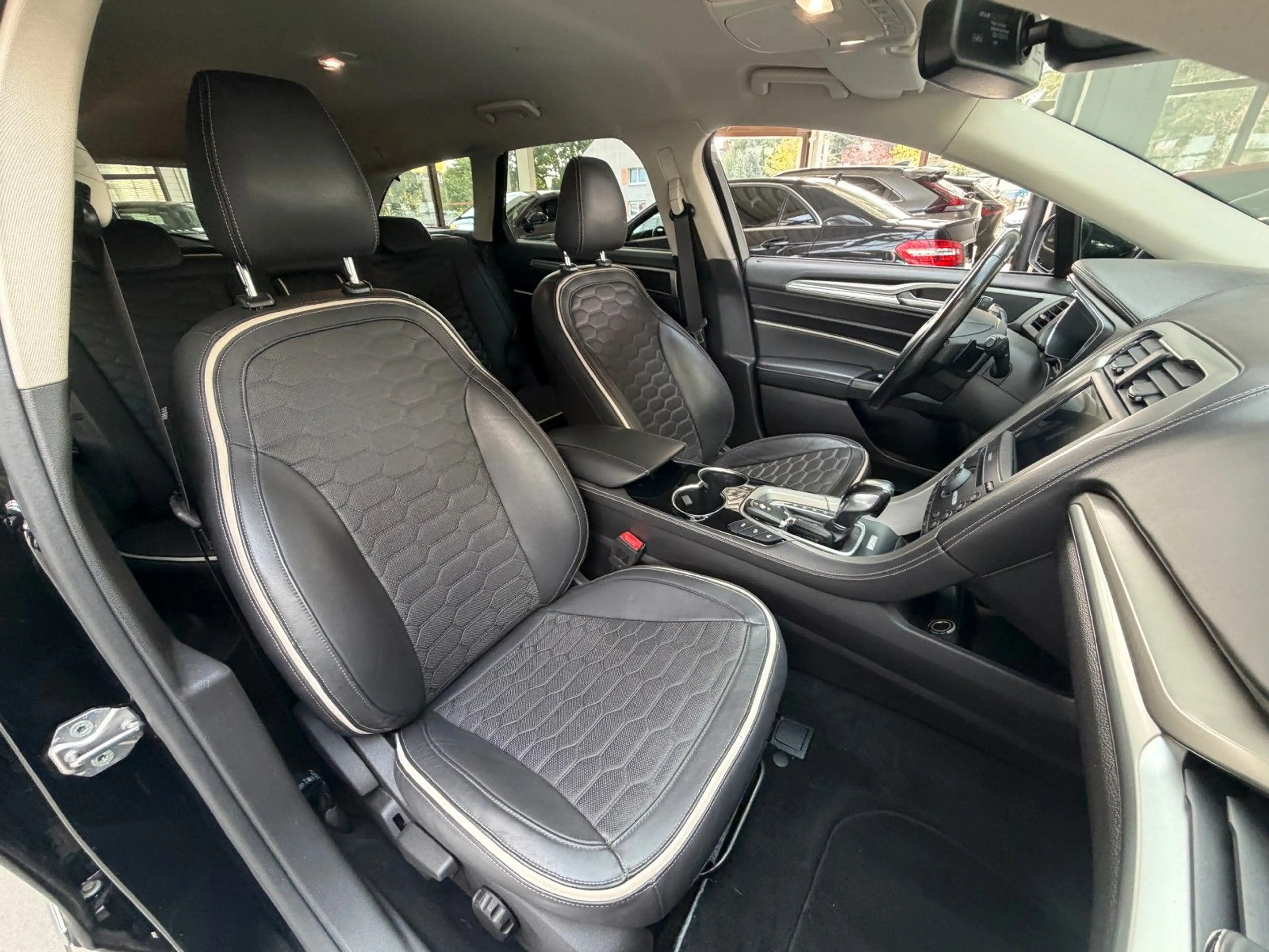 Ford Mondeo Turnier Vignale 2.0 Kamera, Leader — photo 15