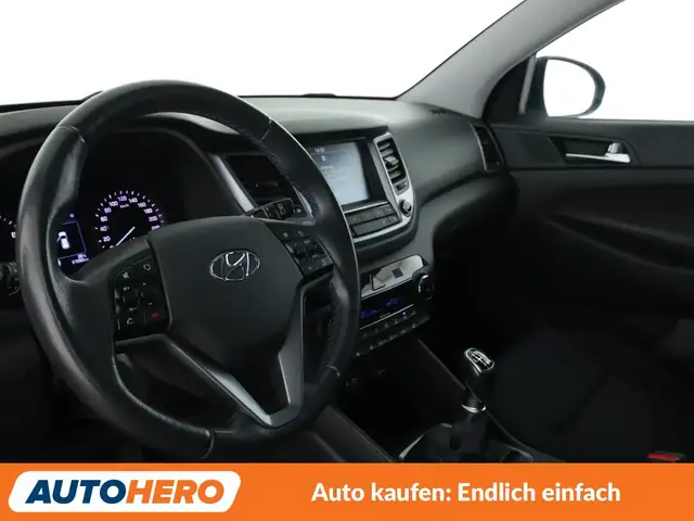 Hyundai Tucson view 11