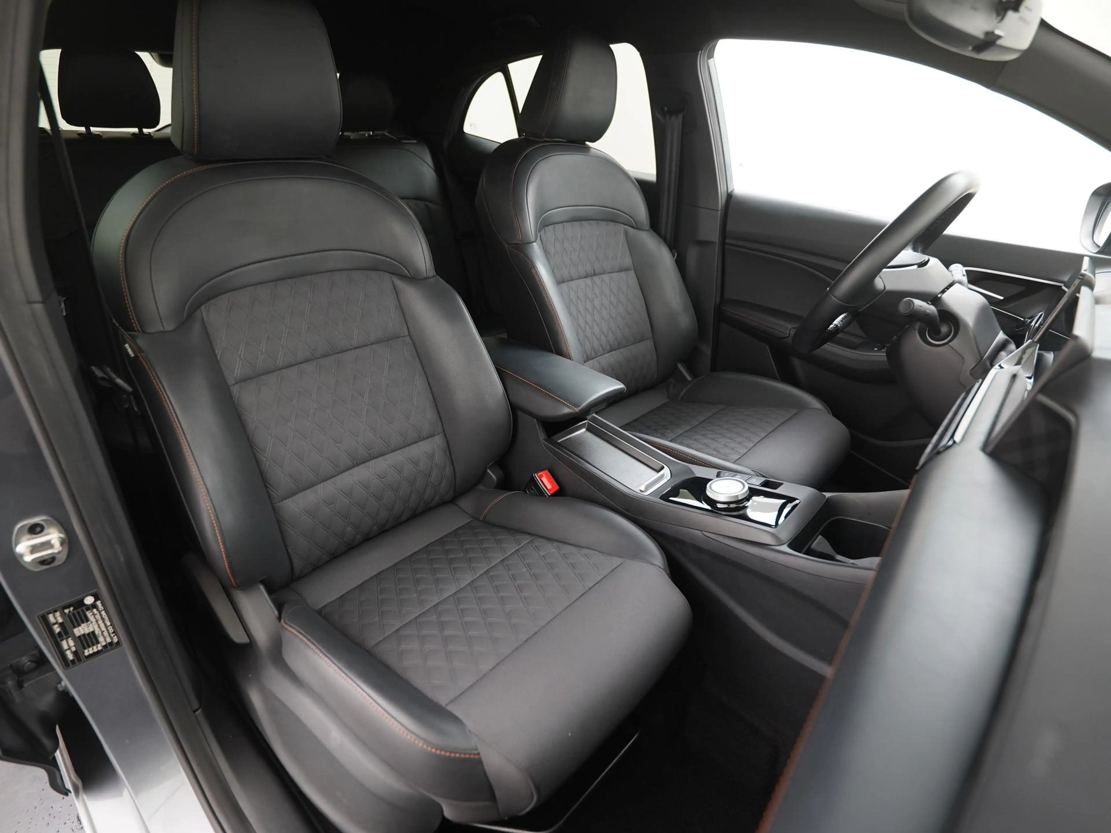 MG MG3 Hybrid+ 1.5 Hybrid+ Luxury | Stoel/Stuurverwarming — photo 31