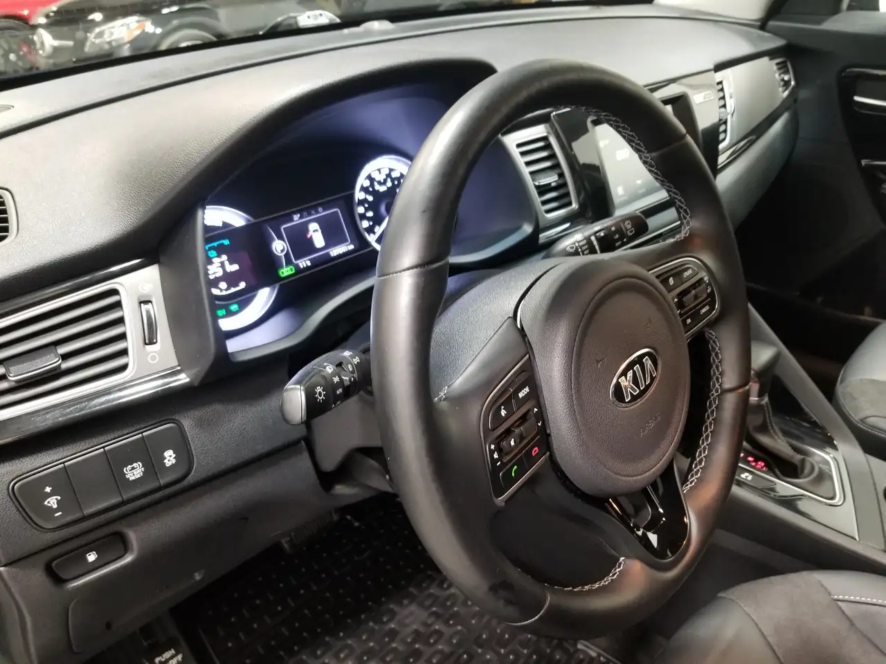 Kia Niro снимка Kia Niro