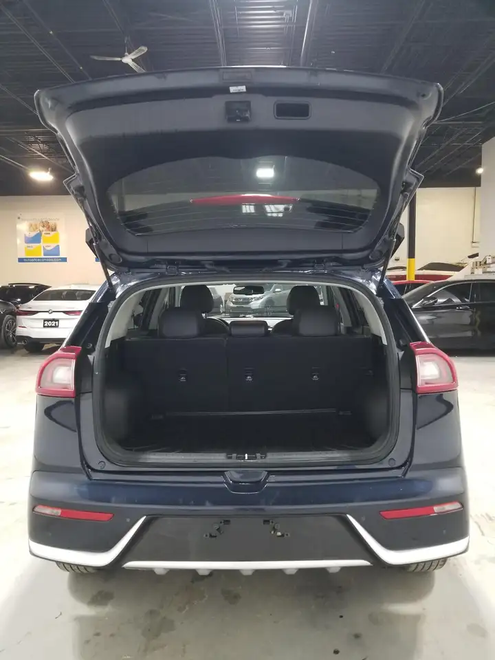 Kia Niro снимка Kia Niro