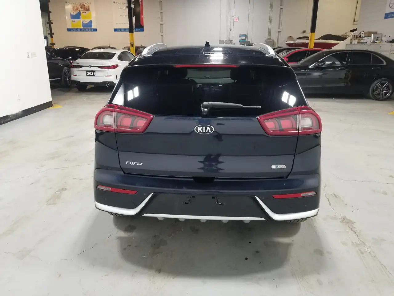 Kia Niro снимка Kia Niro