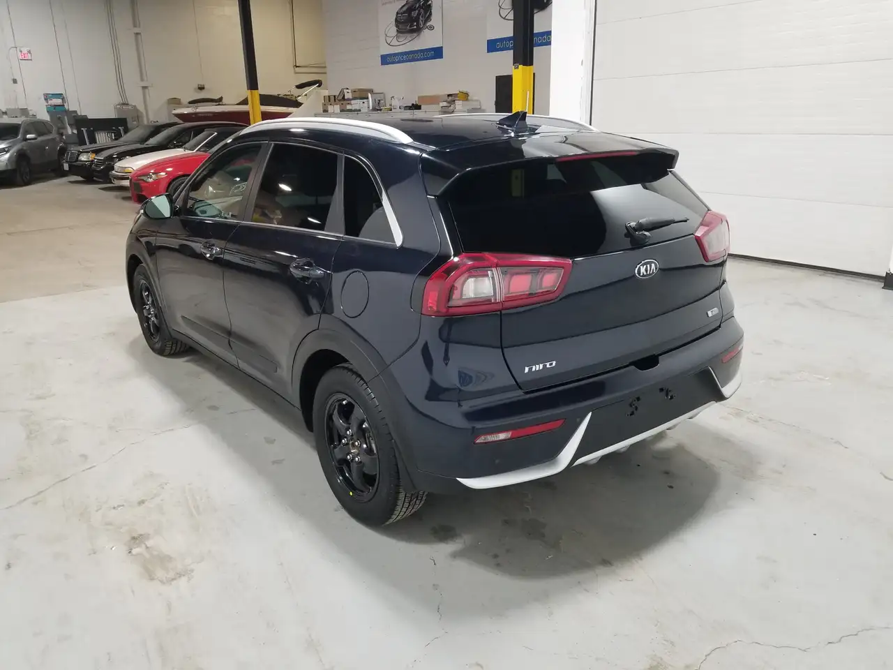 Kia Niro снимка Kia Niro