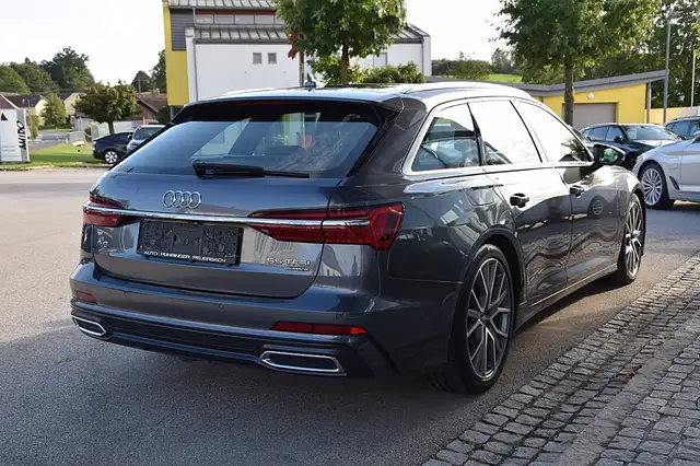 Audi A6 view 3