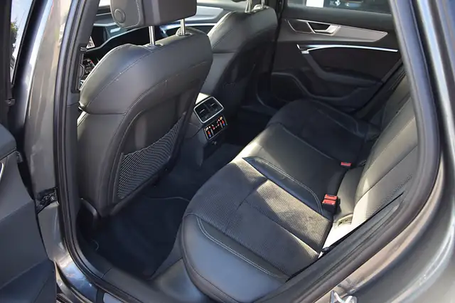 Audi A6 view 14