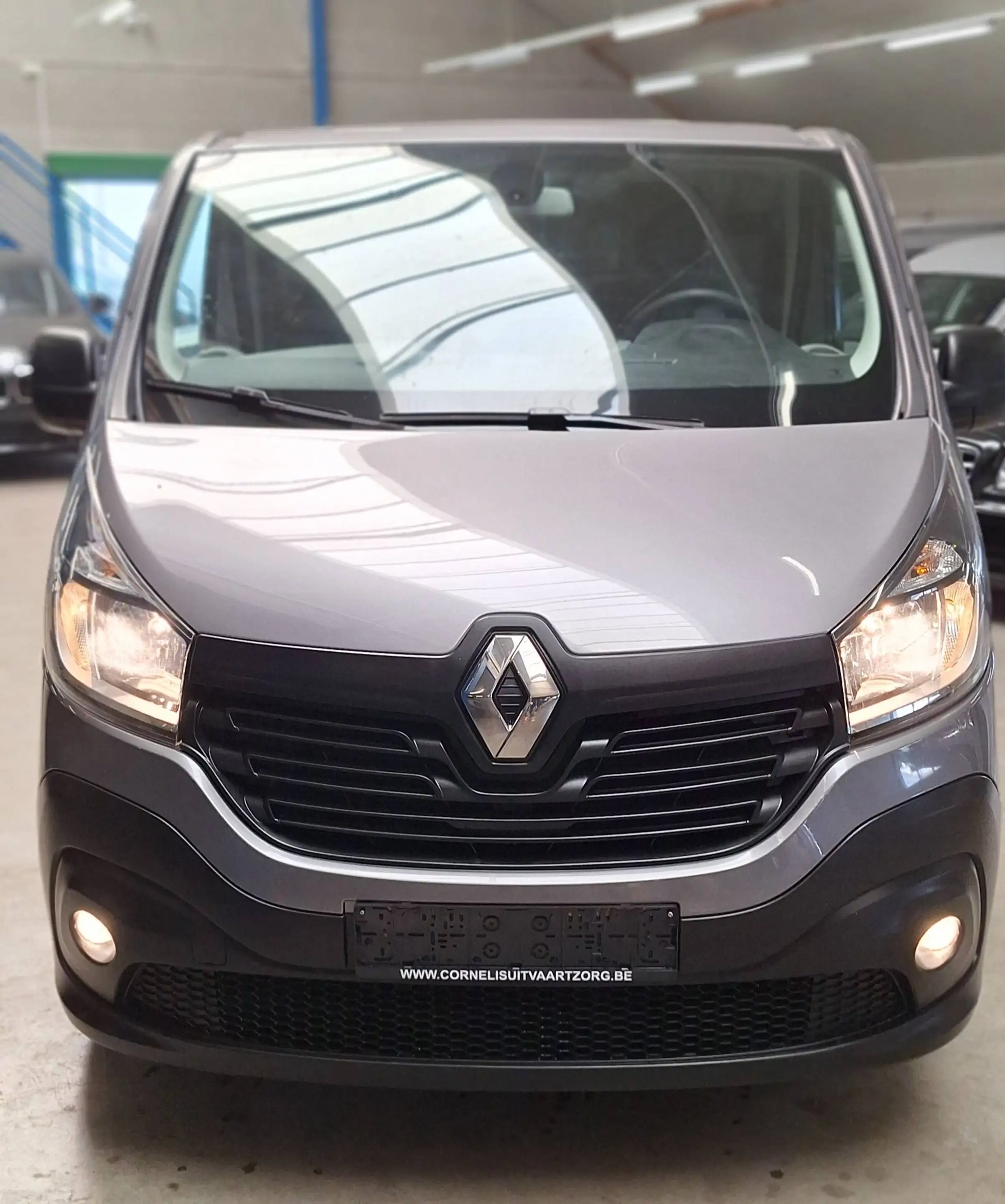 Renault Trafic CORBILLARD-LIJKWAGEN-HEARSE — photo 6