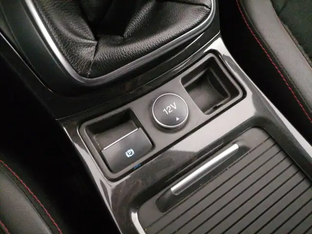 Ford Kuga view 25