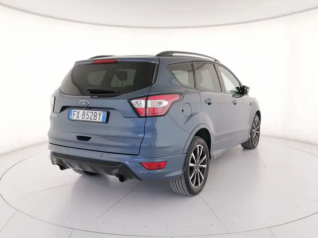 Ford Kuga view 2