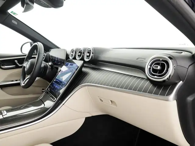 Mercedes-Benz C-Class view 10