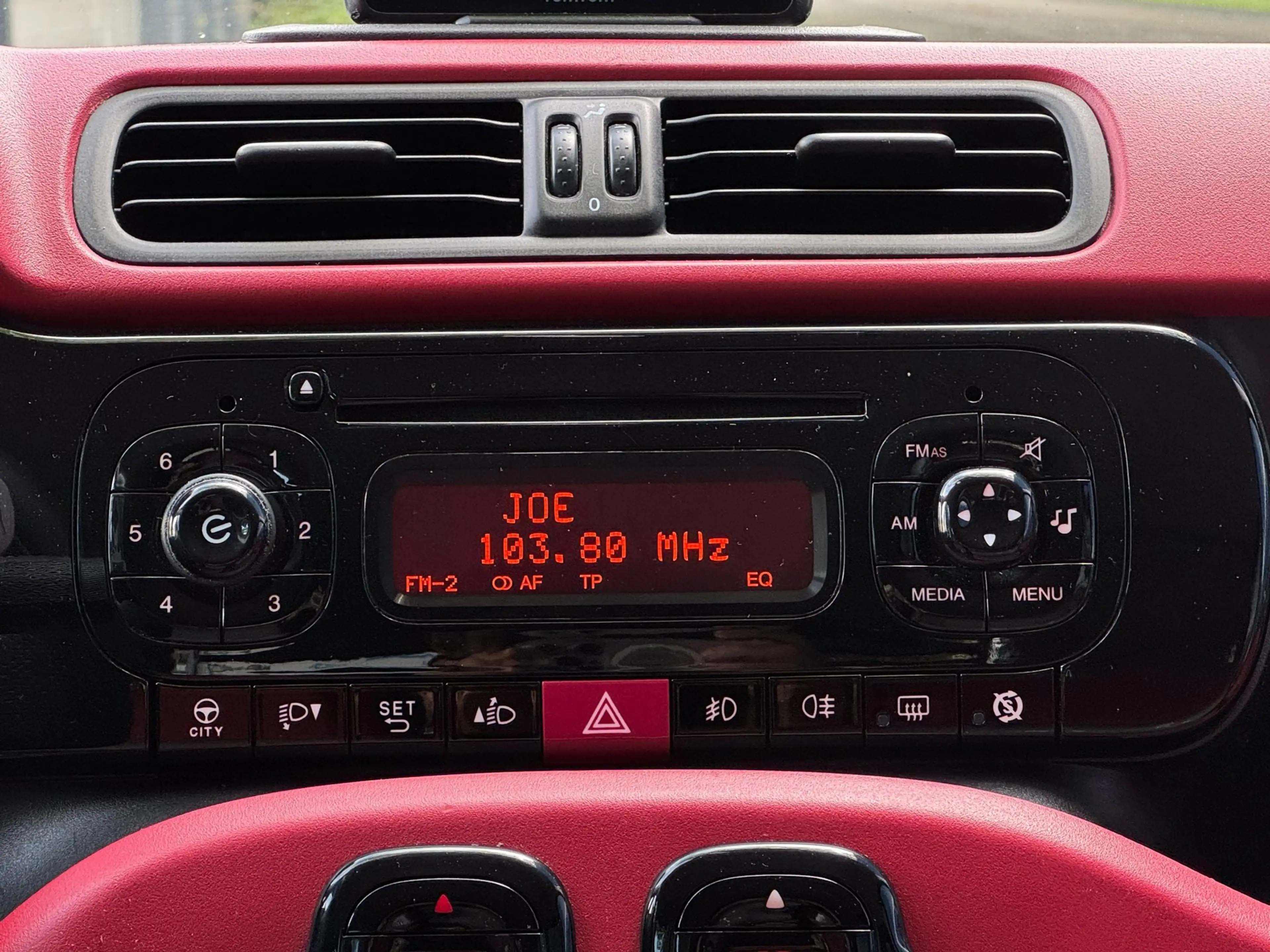 Fiat Panda 0.9 TwinAir Lounge Luxe uitvoering Vol onderhouden — photo 41