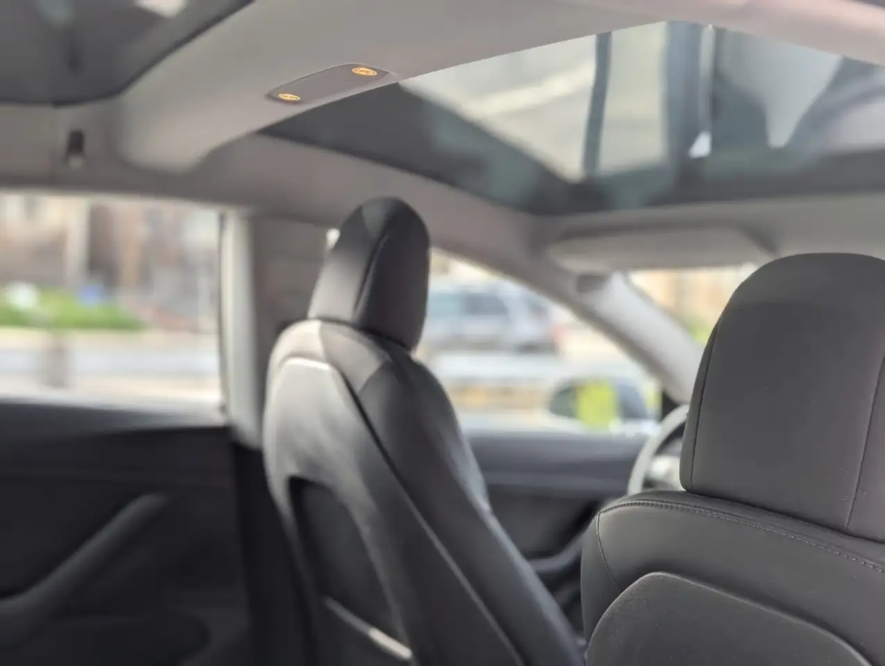 Tesla Model 3 fotografie Tesla Model 3