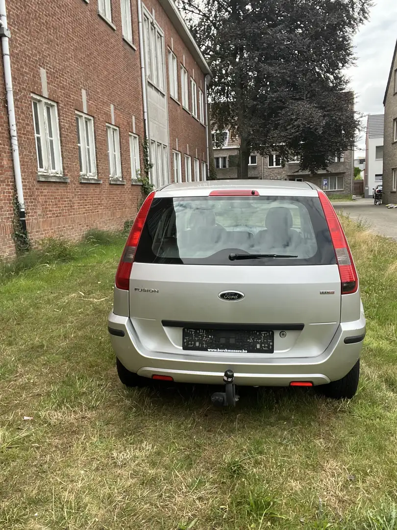 Ford Fusion 1.4TDCI Elegance - 1