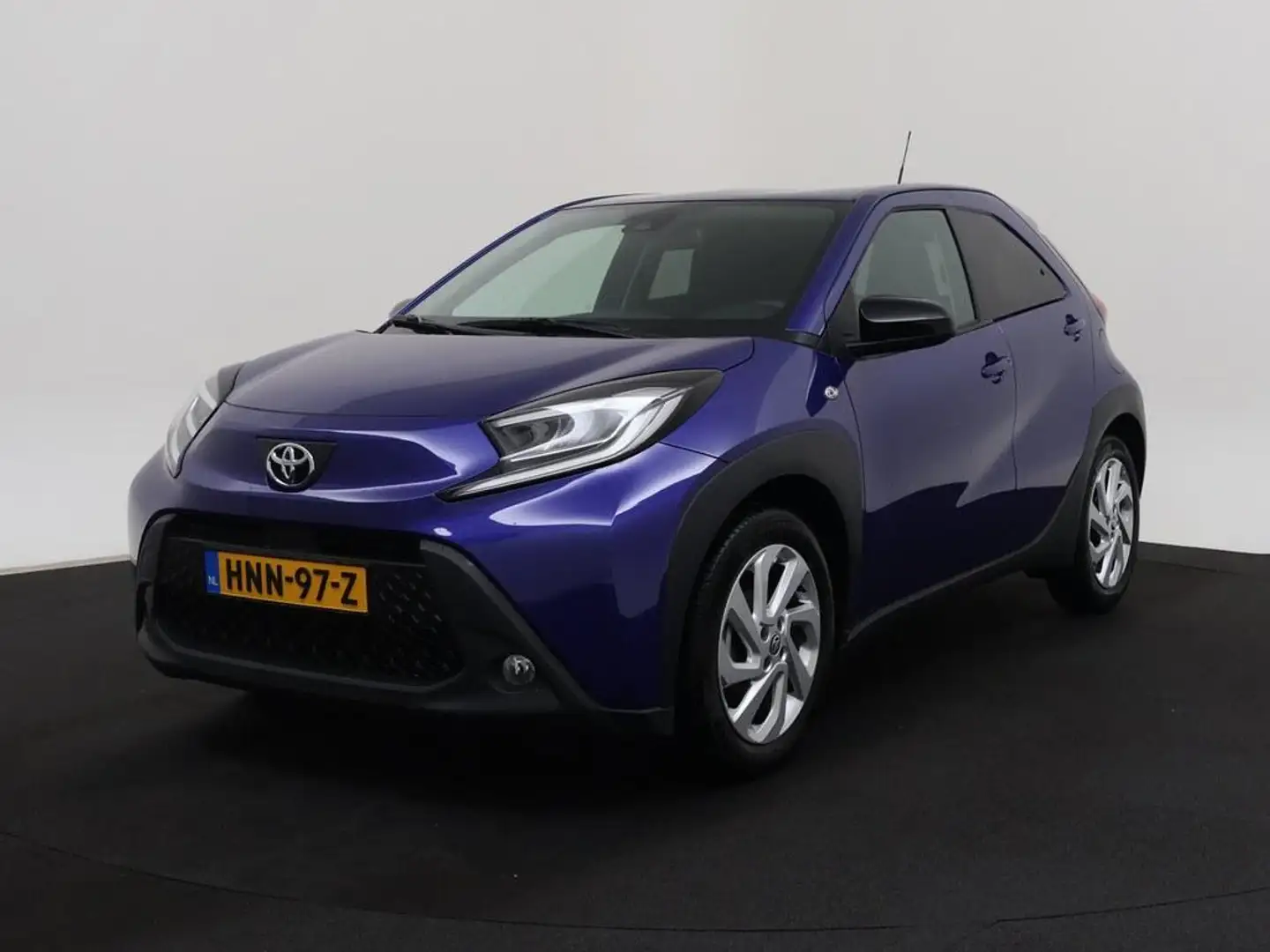Toyota Aygo X 1.0 VVT-i MT Premium Camera/Ecc/Stoelverwarming Bleu - 2