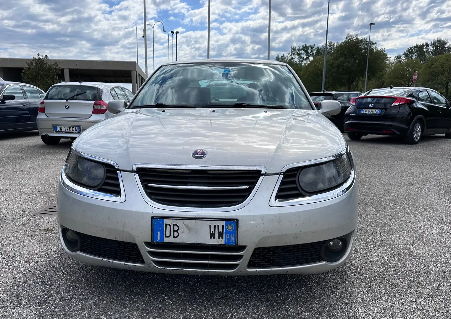 Saab 9-5 9-5 2.3t Vector Gümüş rengi - 1