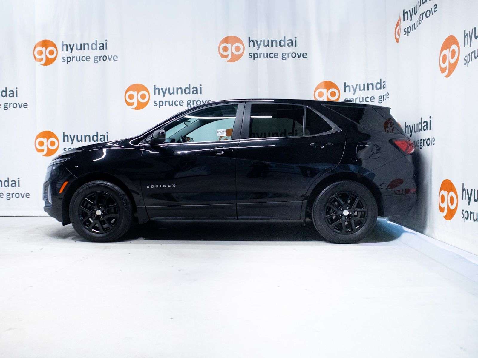 2023 Chevrolet Equinox LT: AWD, Power Liftgate, Heated Seats, Power Seats — снимка 1
