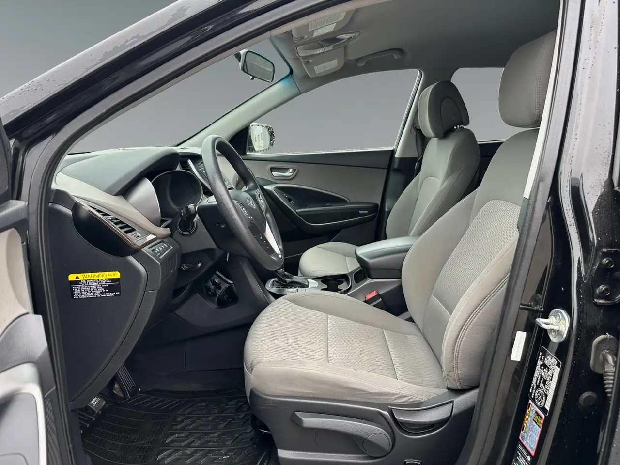 Hyundai SANTA FE photo Hyundai SANTA FE