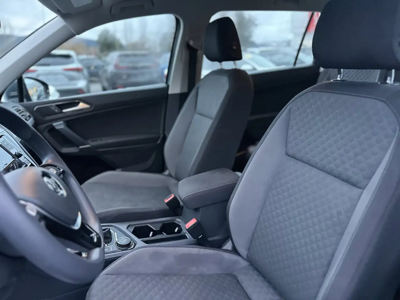 Volkswagen Tiguan снимка Volkswagen Tiguan