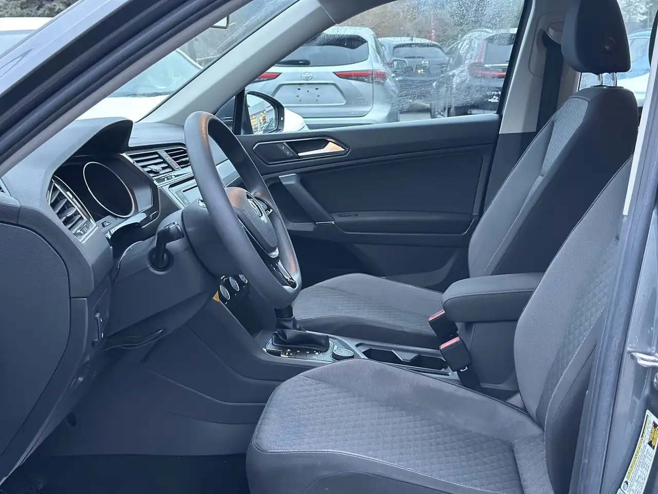 Volkswagen Tiguan снимка Volkswagen Tiguan