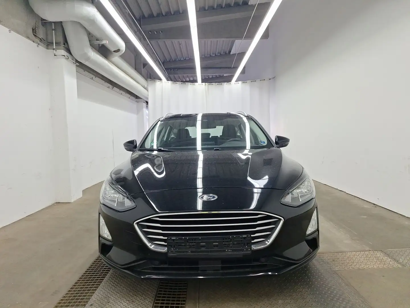 Ford Focus Cool DAB AppLink Navi PDC Kamera Start+Stop Black - 2
