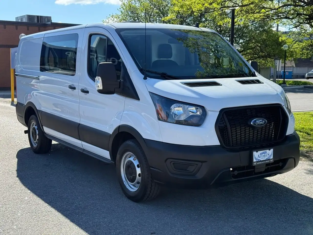 Ford Transit Cargo Van снимка Ford Transit Cargo Van