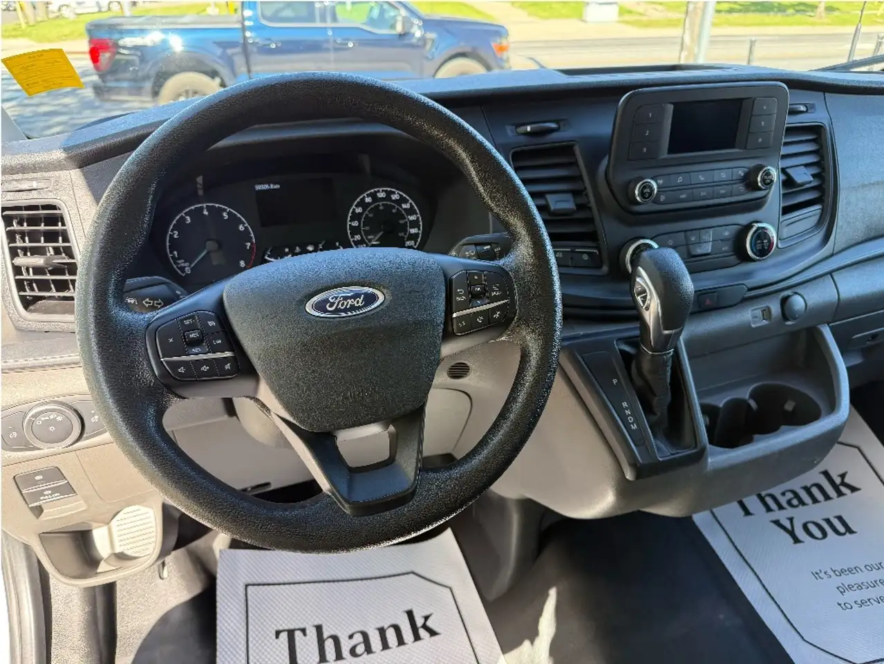 Ford Transit Cargo Van снимка Ford Transit Cargo Van