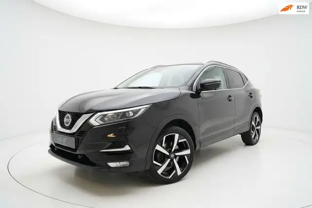 Nissan Qashqai 1.3 DIG-T Tekna + PANORAMADAK 360 CAMERA