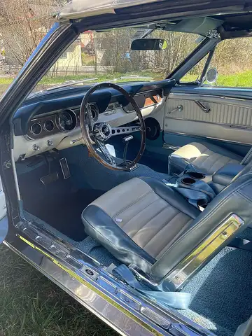 Ford Mustang Ansicht 4