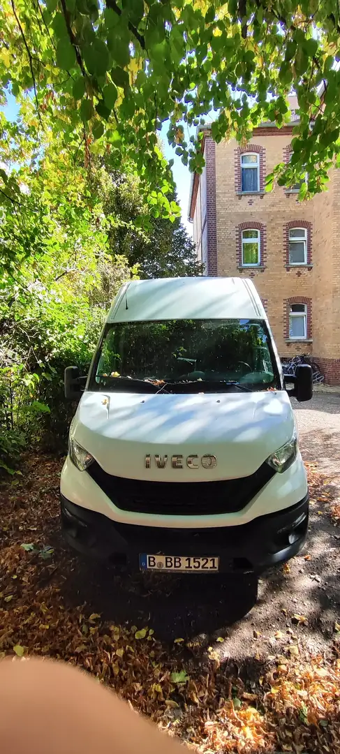Iveco Daily 35 S 14 D - 1