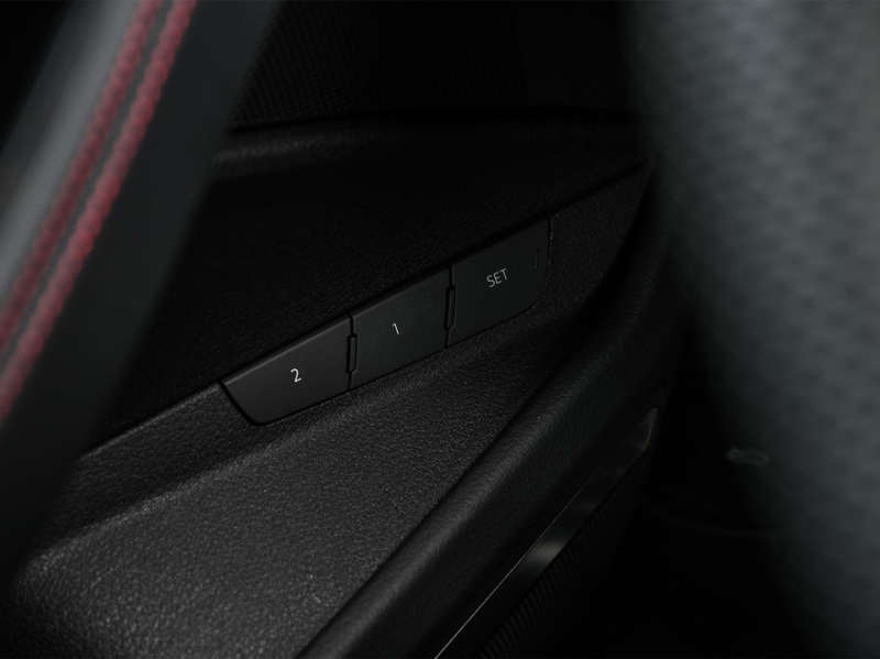 Audi Q8 e-tron Sportback S quattro SQ8 115 kWh /503PK | NL-Auto | — photo 13