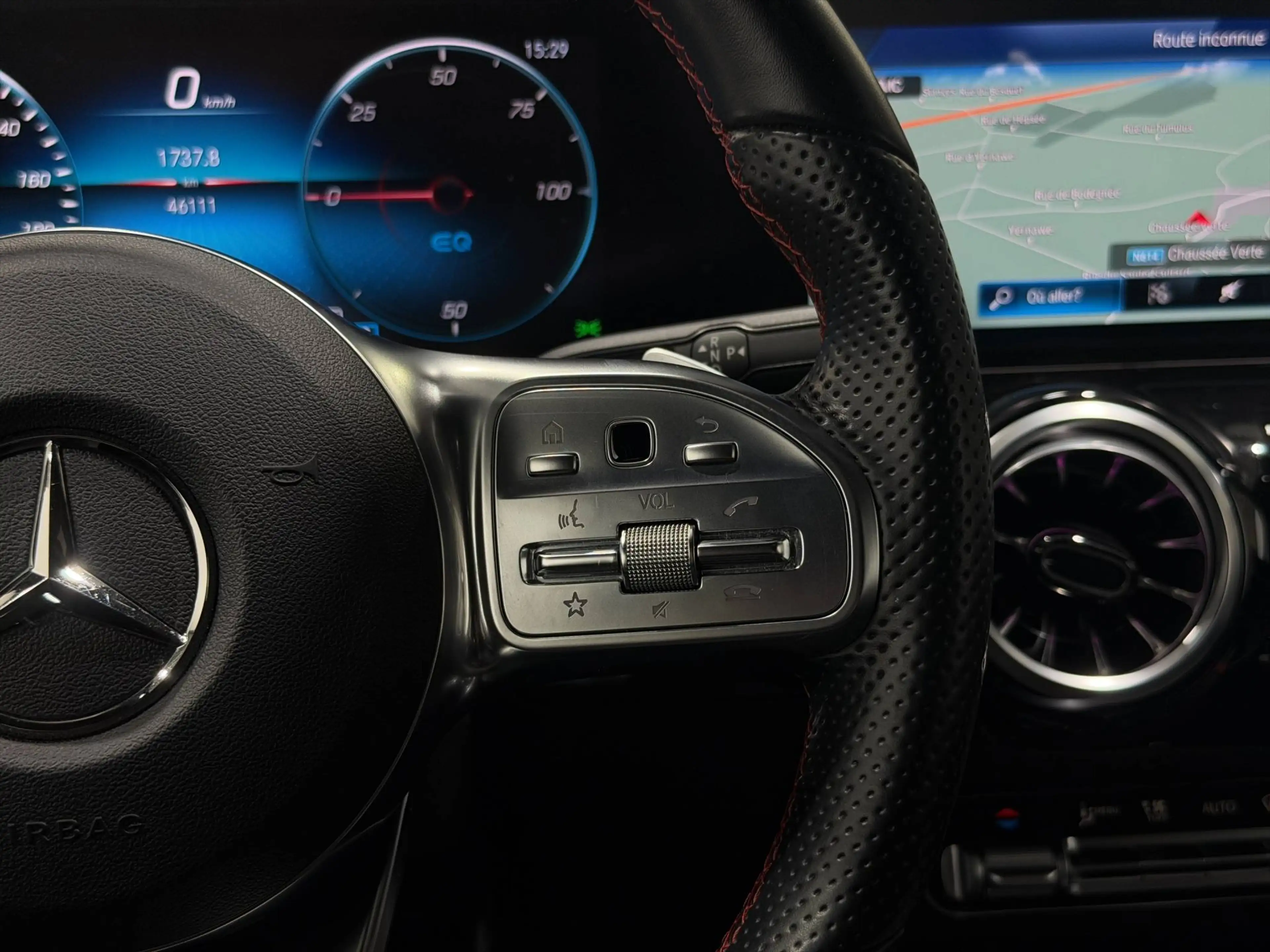 Mercedes-Benz EQA 300 300 AMG LINE 4 MATIC ***LEATHER*CAMERA*LED LIGHTING*** — photo 14