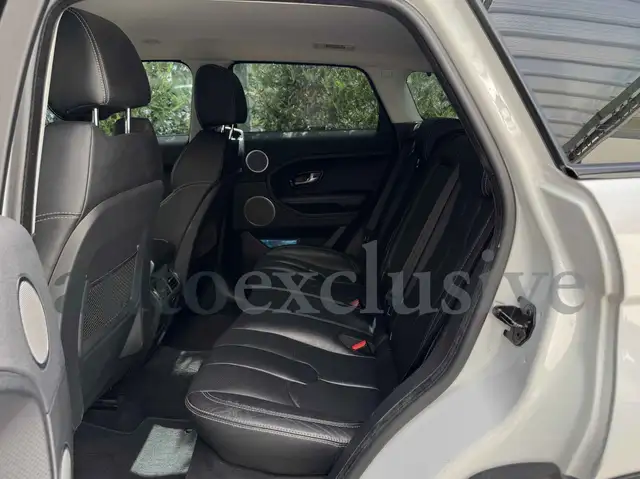 Land Rover Range Rover Evoque view 9