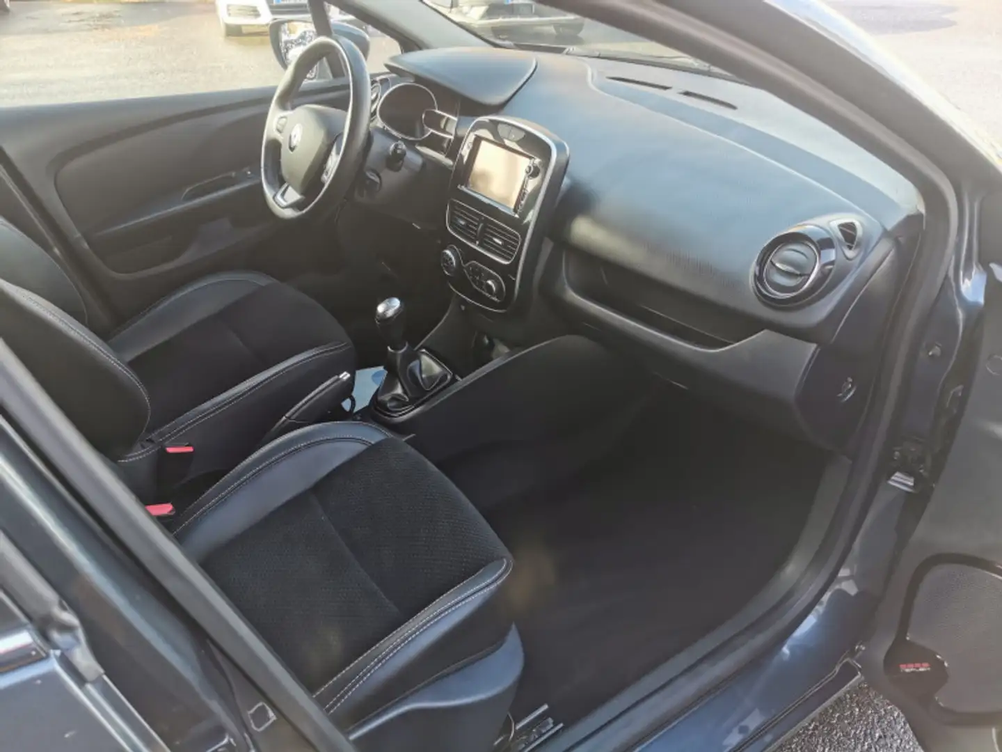 Renault Clio 0.9 TCE 90CH ENERGY INTENS 5P Gris - 2